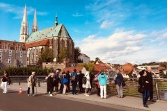 Gruppe-vor-der-Peterskirche-Erla